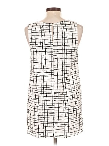 41Hawthorn Sleeveless Blouse (view 2)