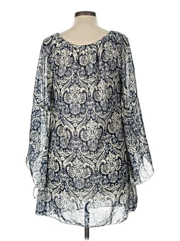 Truth NYC 3/4 Sleeve Blouse (view 2)