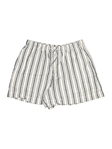 Gap Shorts (view 1)
