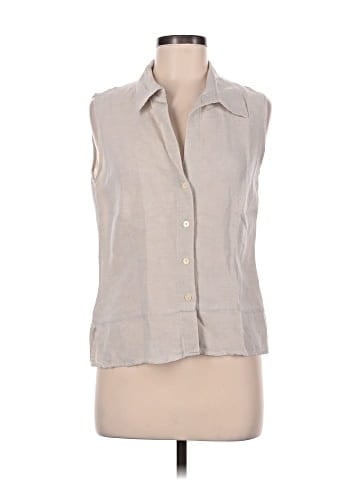 New York & Company Sleeveless Button-Down Shirt (view 1)