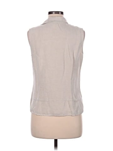 New York & Company Sleeveless Button-Down Shirt (view 2)