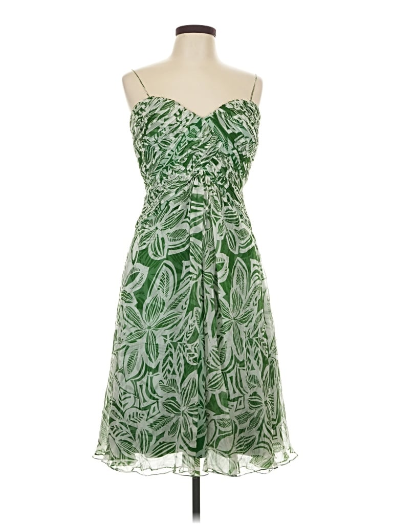 Pre-owned Tadashi Cocktail Dress In Green