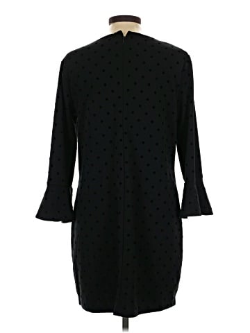 Old Navy Casual Dress (view 2)