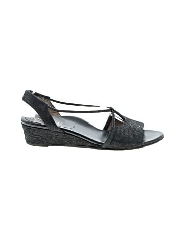 Anyi Lu Wedges (view 1)
