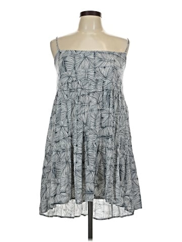 Roxy Sleeveless Top (view 1)