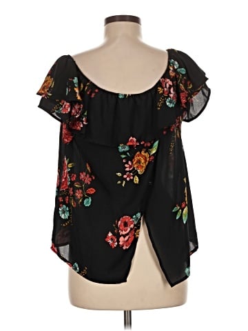 Xhilaration Short Sleeve Blouse (view 2)