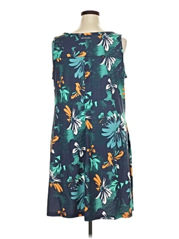 Columbia Casual Dress (view 2)