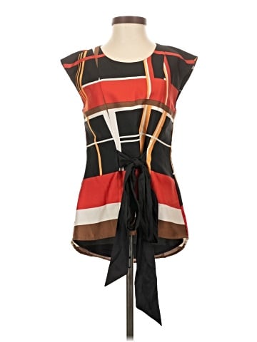 Fashion Star Sleeveless Blouse (view 1)