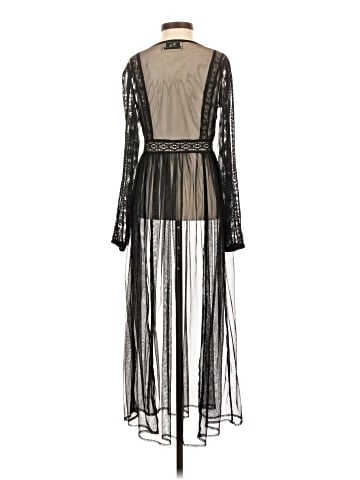 Urban Outfitters Casual Dress (view 2)