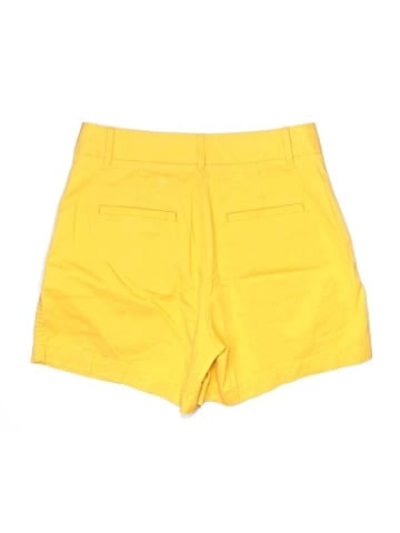 Gap Shorts (view 2)