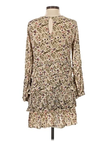 Urban Outfitters Casual Dress (view 2)