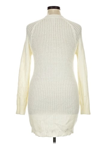 No Boundaries Pullover Sweater (view 2)