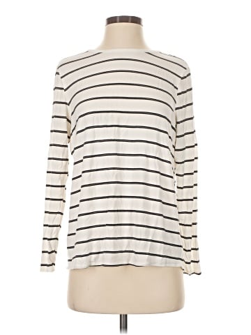 Old Navy Long Sleeve T-Shirt (view 1)