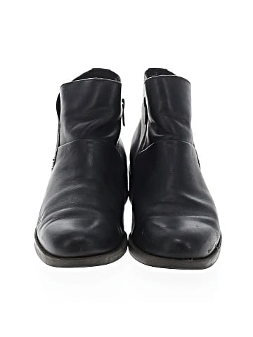 Timberland Ankle Boots (view 2)