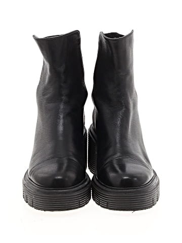 Stuart Weitzman Ankle Boots (view 2)
