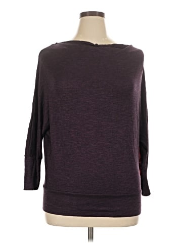 Jennifer Lopez Pullover Sweater (view 1)