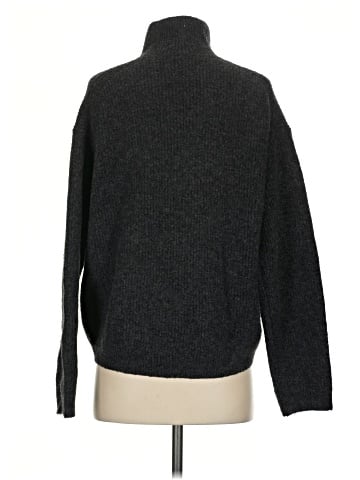 Uniqlo Turtleneck Sweater (view 2)