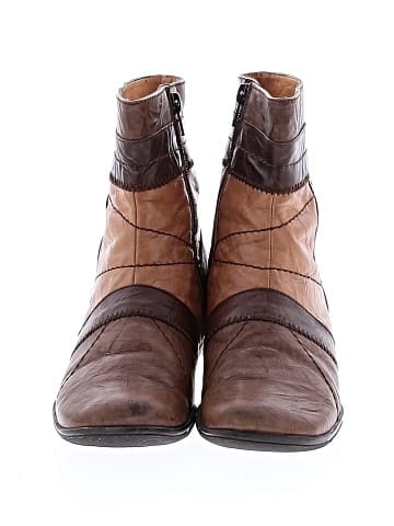 Hispanitas Ankle Boots (view 2)