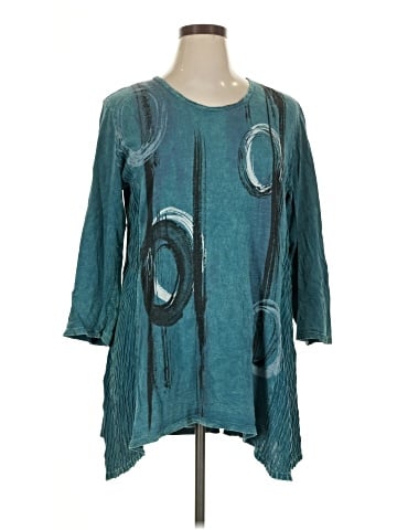 Jess & Jane 3/4 Sleeve Blouse (view 1)