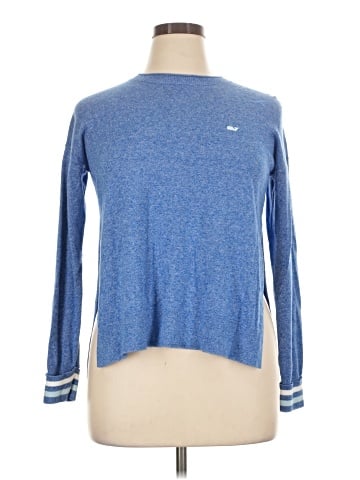 Vineyard Vines Pullover Sweater (view 1)