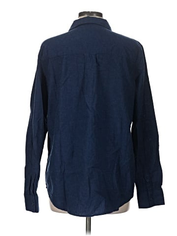 Liz Claiborne Long Sleeve Button-Down Shirt (view 2)
