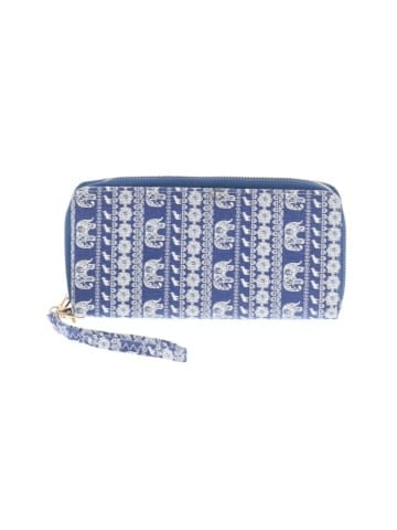 Unbranded Wristlet (view 1)