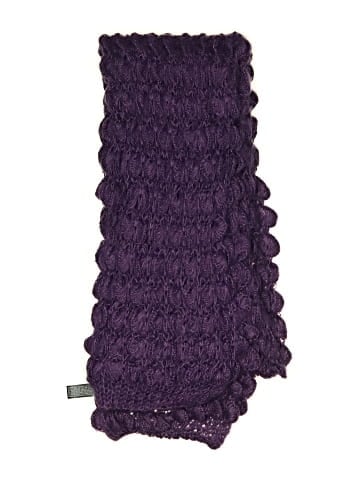 a.n.a. A New Approach Scarf (view 2)