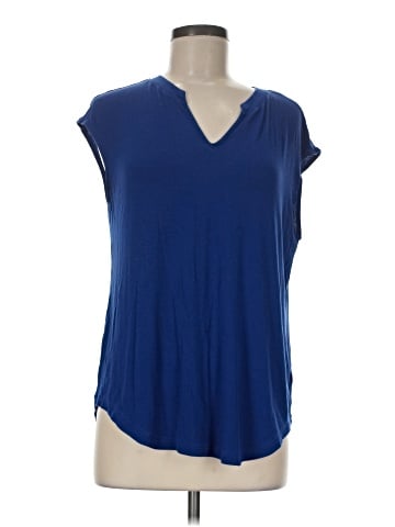 CAbi Sleeveless T-Shirt (view 1)