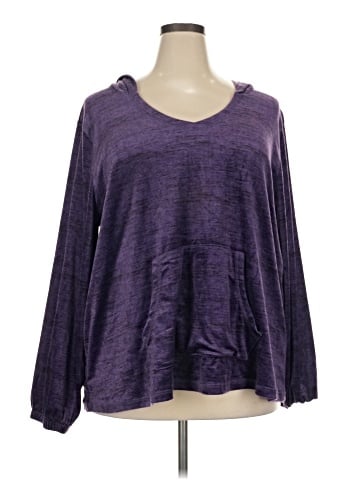 LIVI Pullover Sweater (view 1)
