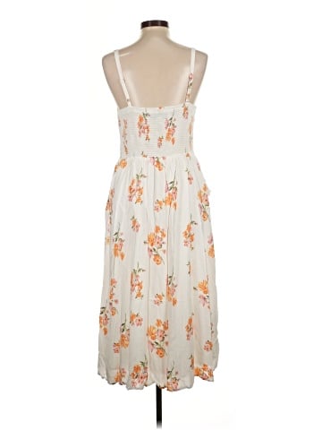 Old Navy Casual Dress (view 2)