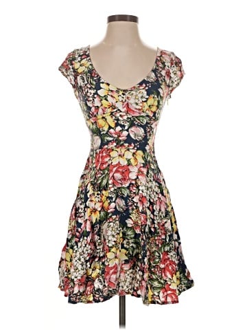Abercrombie & Fitch Casual Dress (view 1)
