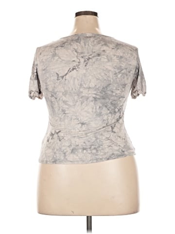 Belle Du Jour Short Sleeve T-Shirt (view 2)