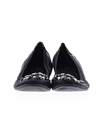 Simply Vera Vera Wang Flats (view 2)