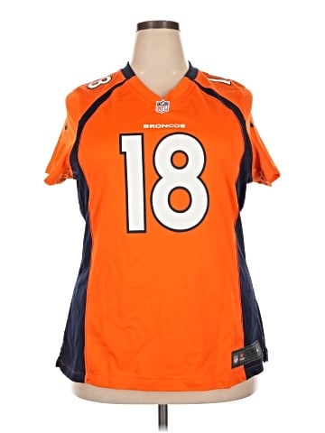 Nike Sleeveless T-Shirt (view 1)
