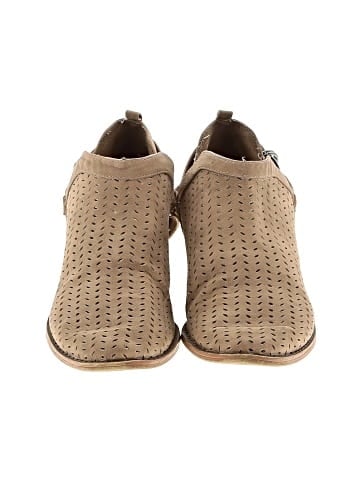Restricted Shoes Ankle Boots (view 2)
