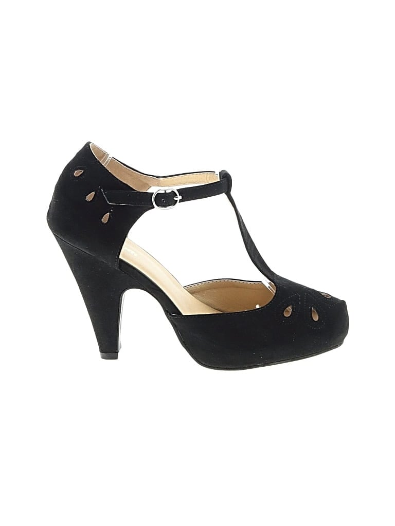 Pre-owned Modcloth Heels In Black
