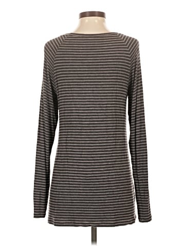 CAbi Long Sleeve T-Shirt (view 2)