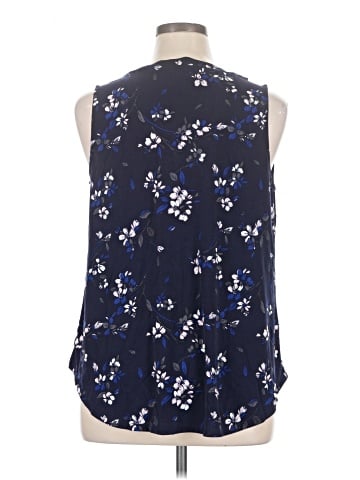 41Hawthorn Sleeveless Blouse (view 2)
