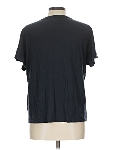Old Navy Short Sleeve T-Shirt (view 2)