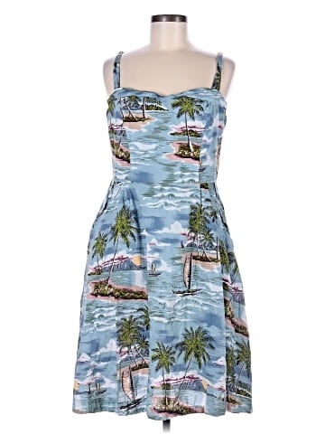 Emily and Fin Casual Dress (view 1)