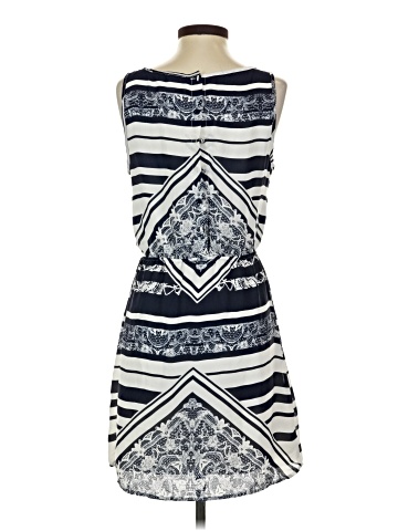Chic Casual Dress (view 2)