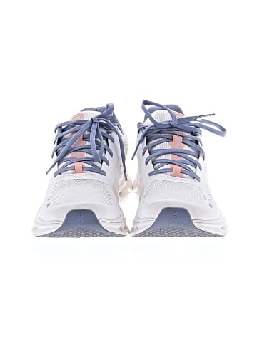 On Cloud Sneakers (view 2)