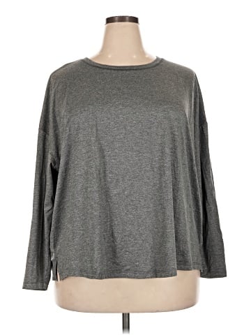 Maurices 3/4 Sleeve T-Shirt (view 1)