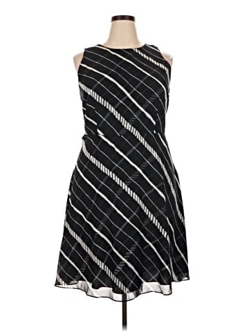 Ann Taylor Casual Dress (view 1)