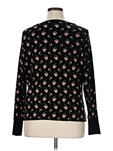 Victoria's Secret Long Sleeve T-Shirt (view 2)