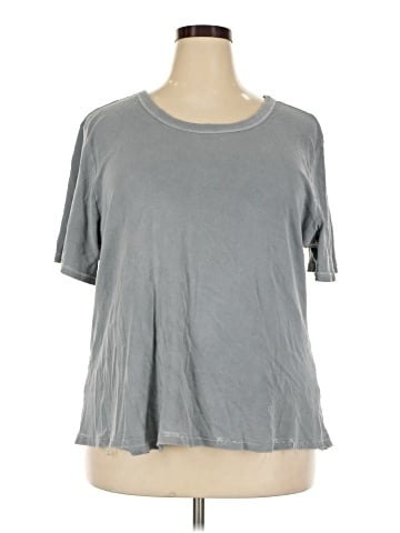 Fabletics Short Sleeve T-Shirt (view 1)