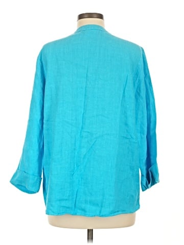 Hot Cotton by Marc Ware 3/4 Sleeve Button-Down Shirt (view 2)