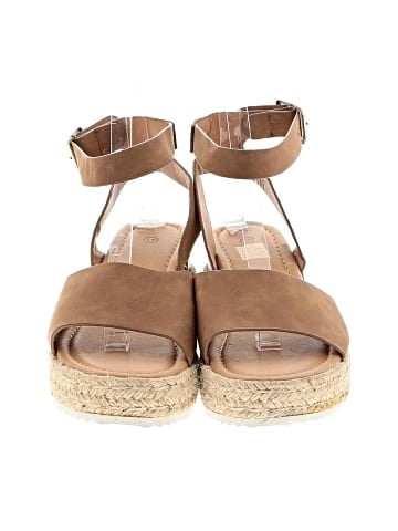 Unbranded Wedges (view 2)
