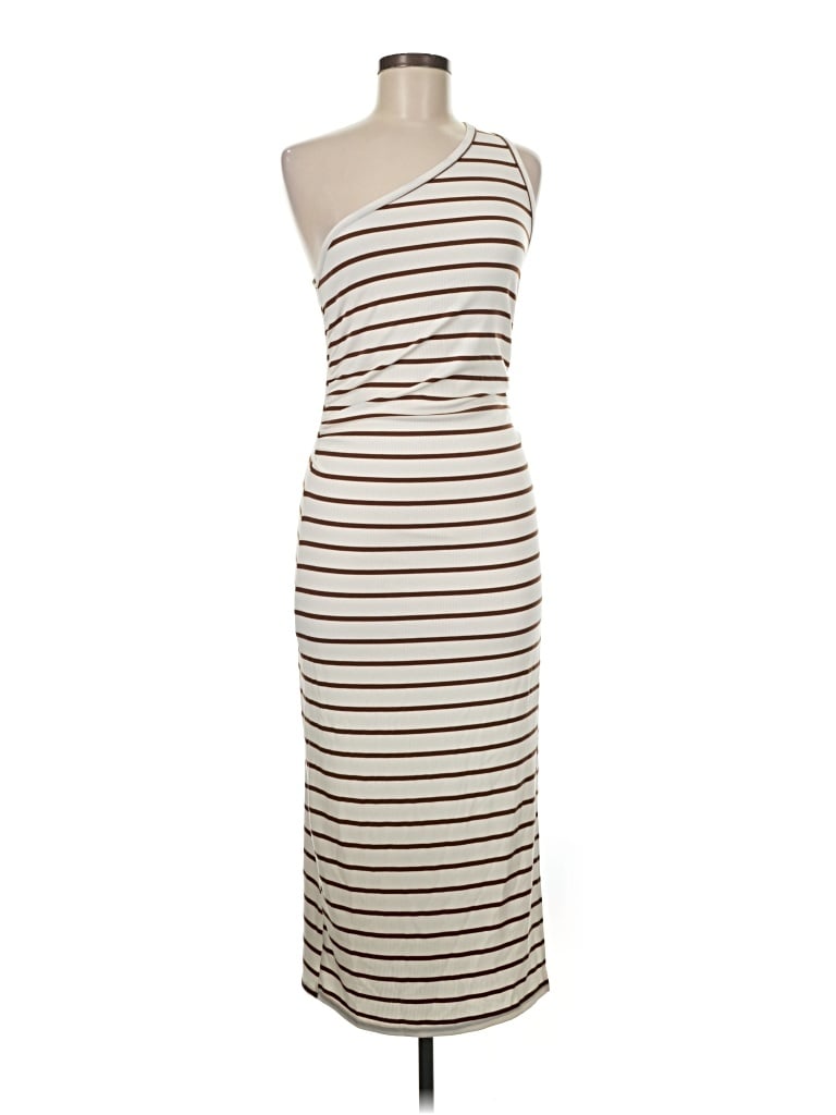 Pre-owned Vici Casual Dress In Ivory