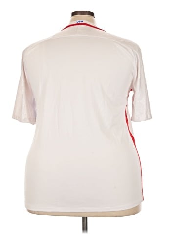 Nike Short Sleeve T-Shirt (view 2)